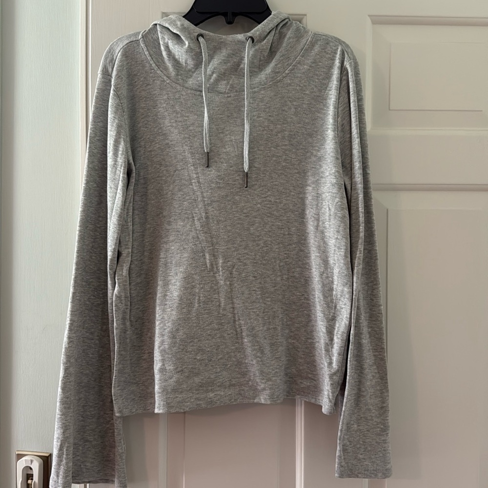 Gaiam Grey PullOver Hoodie with flair sleeves